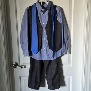 Andrew Fezza, Boys Suit, Size 10